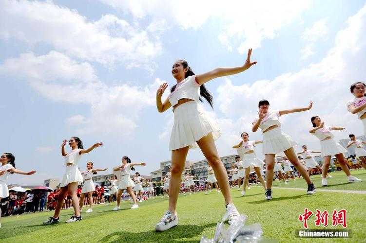 男生操女生图片